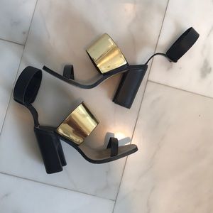 Zara black and gold heels sz 39